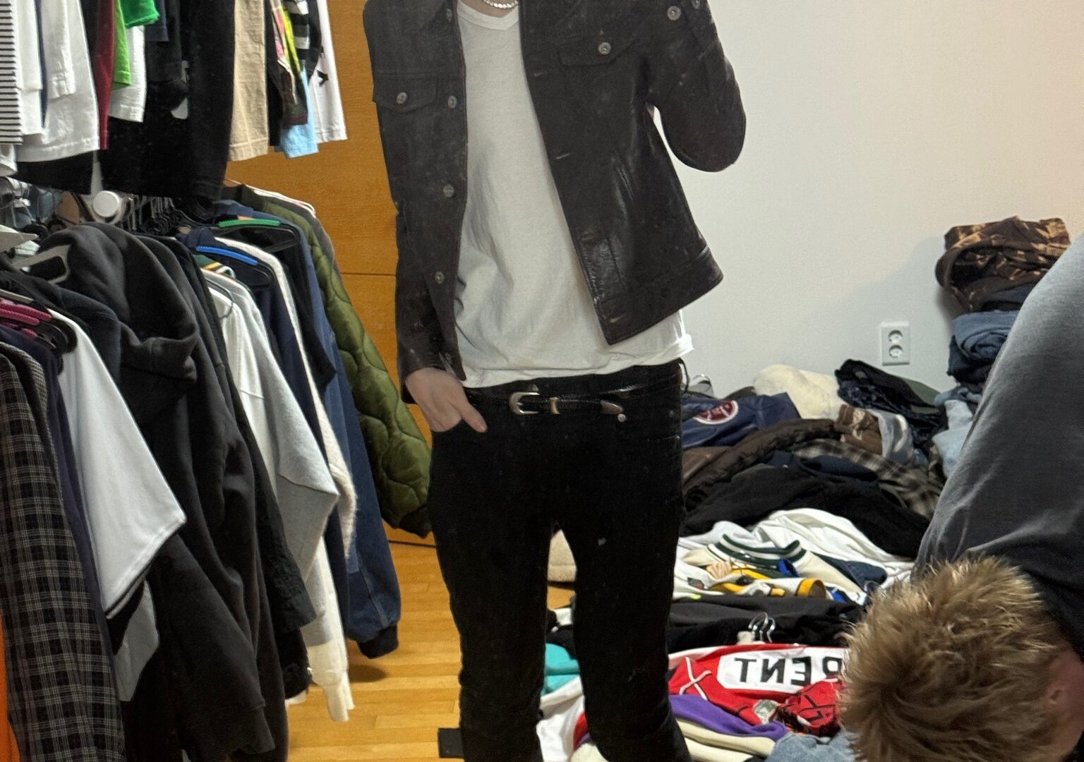 일년이 가뿐해지는, 새해맞이 옷장 정리하는 꿀팁 - 뉴스 썸네일 이미지