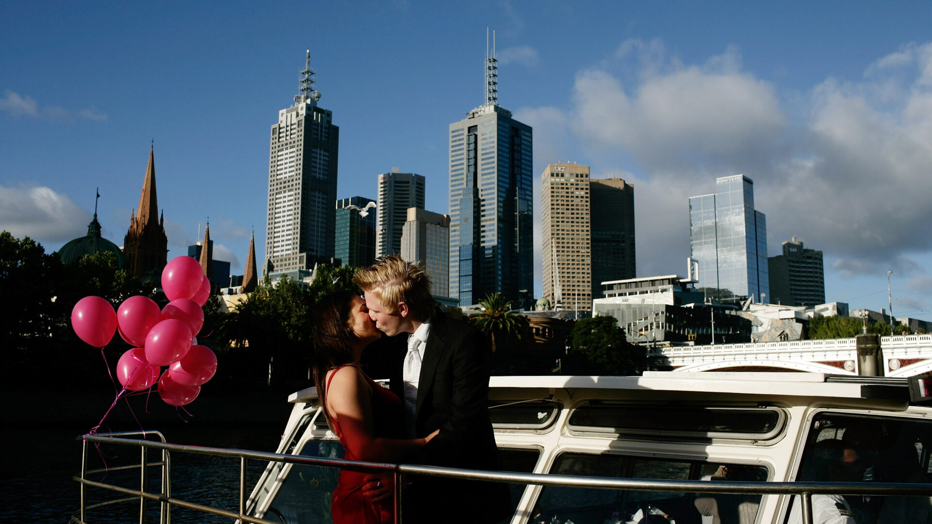 지갑 얇은 당신을 위한, 데이트 비용 줄이면서 로맨틱한 데이트하는 팁 - 뉴스 썸네일 이미지